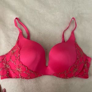 Victoria Secret Push Up Bra